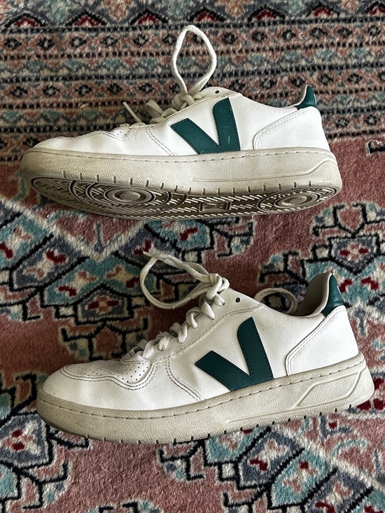 Veja V10 - Picture 8 of 8